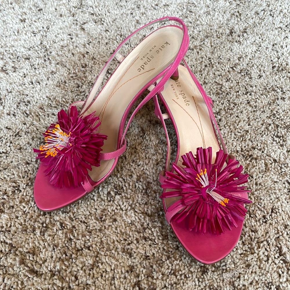Kate Spade Hot Pink Raffia Flower Sandal size 7